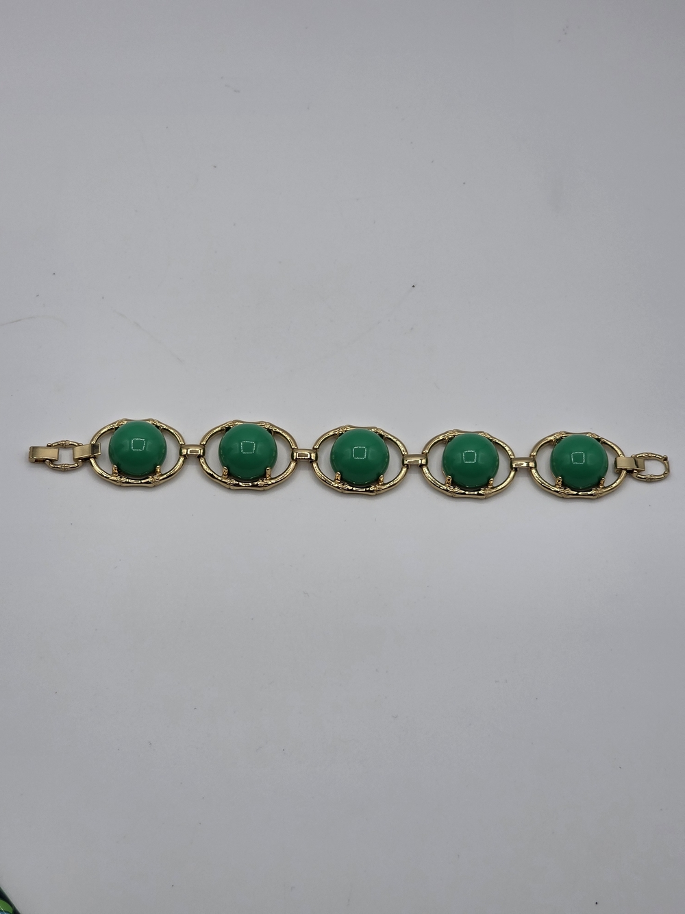 Stella & Dot Gold Bamboo Link Bracelet Green Cabochon Statement Jewelry 6.5-7.5” - Picture 6 of 9